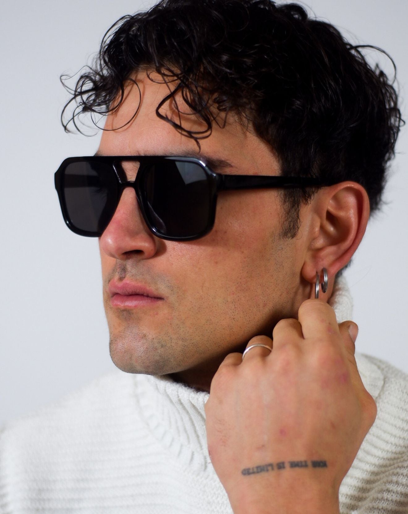 Rock shade black sunglasses