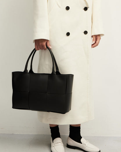 Aurora Black Bag